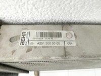 Mercedes R320 W251 4M 06-10 CDI 3,0 165KW Ladeluftkühler Kühler Mercedes R320 W251 4M 06-10 22.12.2006 A2515000000... Vorschau 5