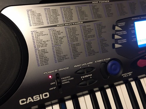 Casio CTK-551 61 key electronic keyboard