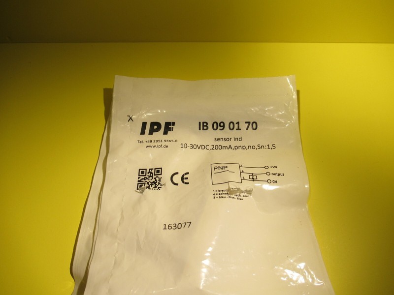 IPF induktive Sensoren IB090170