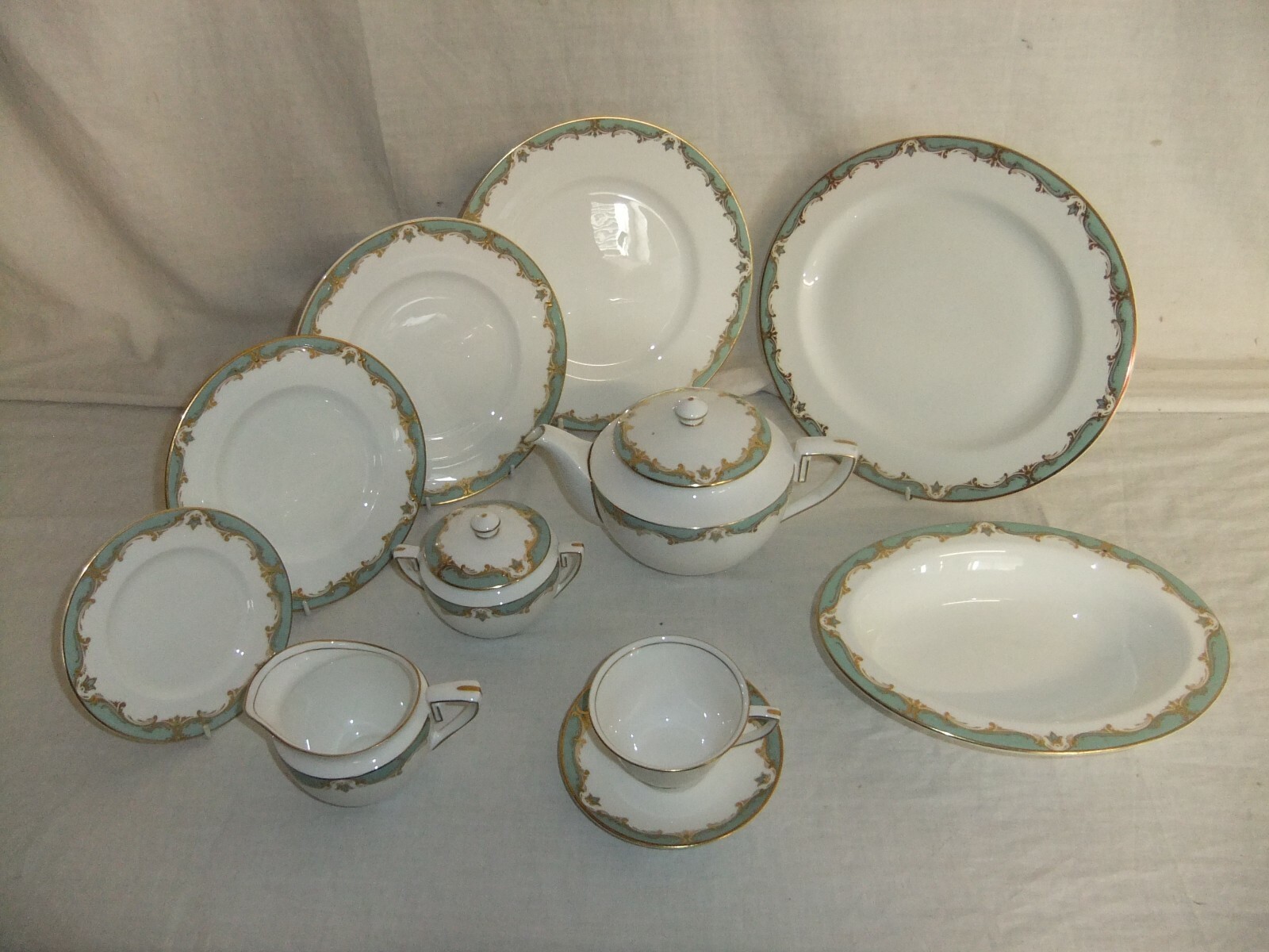 食器まとめ売り　 WORCESTER REGENCY Royal Worcester, Regency Green and Gray (Newer