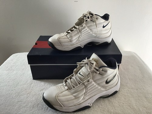 シューズ Nike air zoom flight 2008 2008 Nike Zoom Flight Club JR Smith PE Sneakers 354183-012