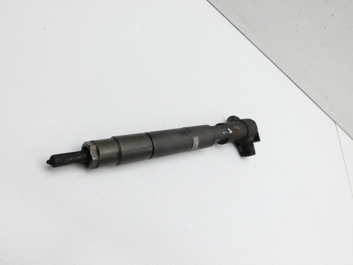 Mercedes S204 W204 C220 11-15  2,1 125KW Injektor Einspritzdüse Pos.1 Mercedes S204 W204 C220 11-15 01.09.2011... Vorschau 2