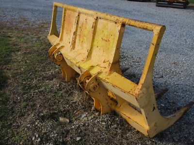 Stacking or Brush Rake for Wheel or Crawler Loaders