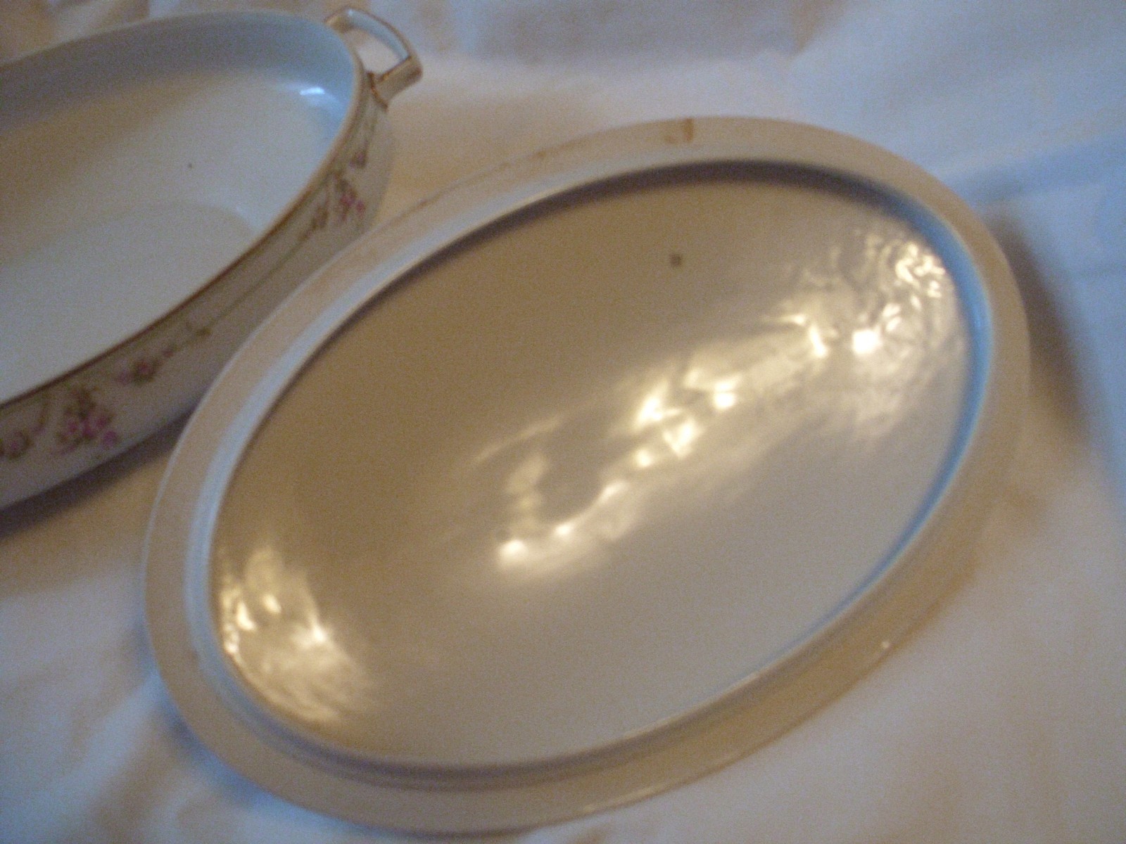 Covered Vegetable Dish MZ Austria LS Carlsbad