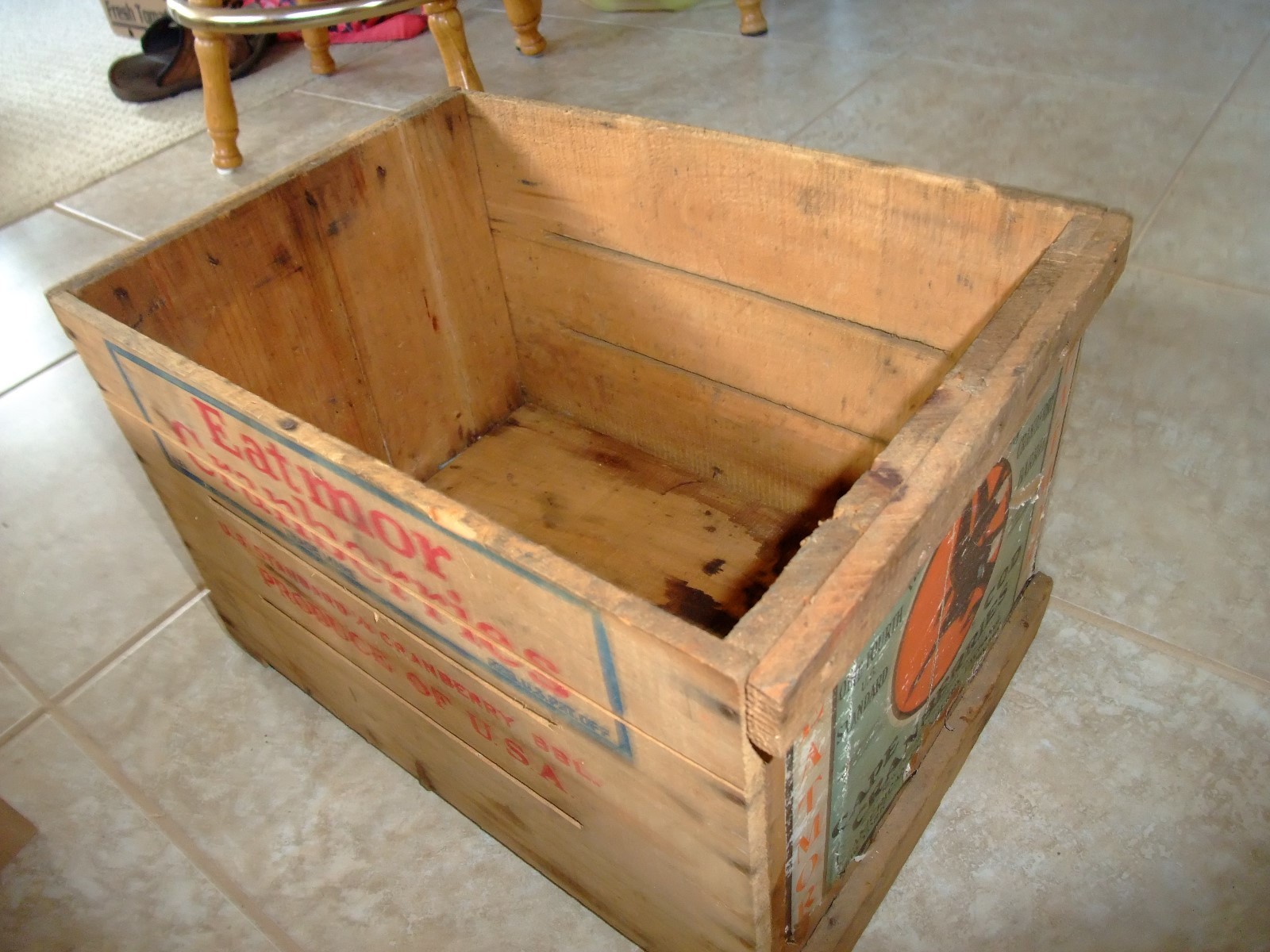 EATMOR Cranberrie Wood Crate Honker Brand NE. Cranberries Colectable decor USA