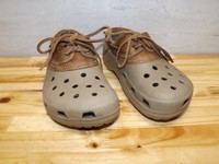 crocs islander