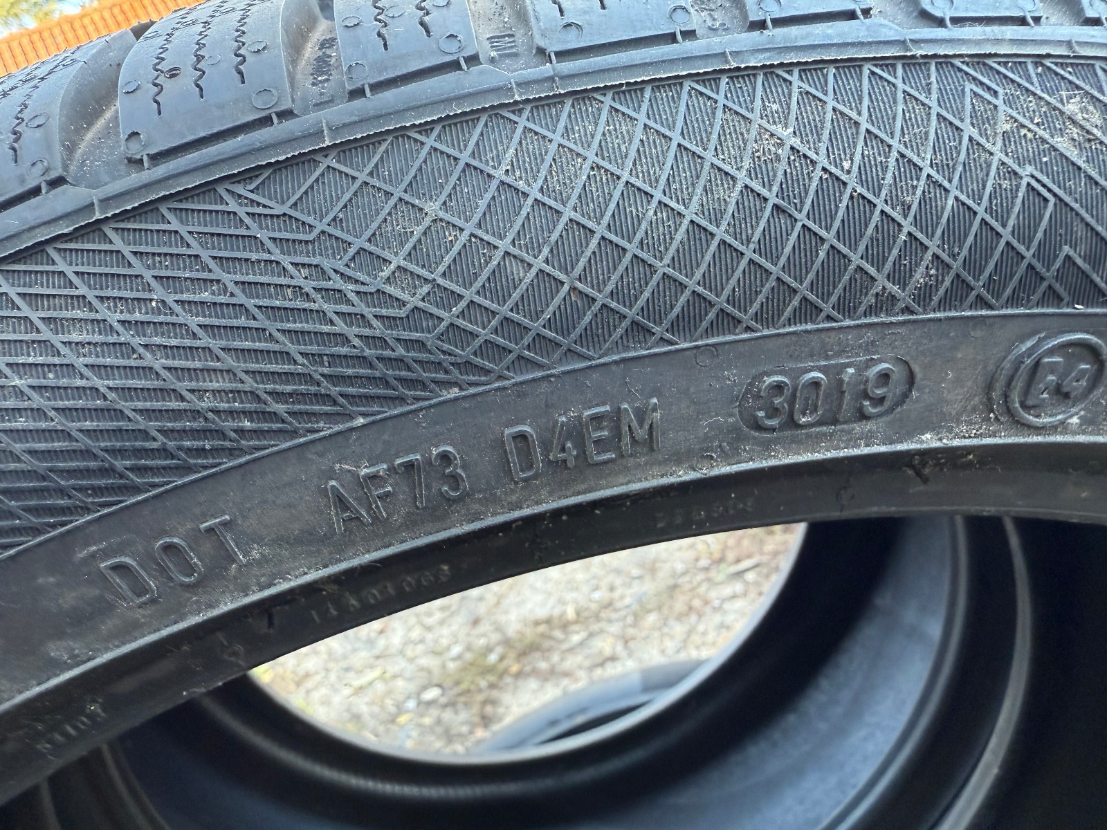 New 255 40 20 Continental Winter Ts850, M+S, XL, 101w, x1 Tyre (F1_tyres) YD281