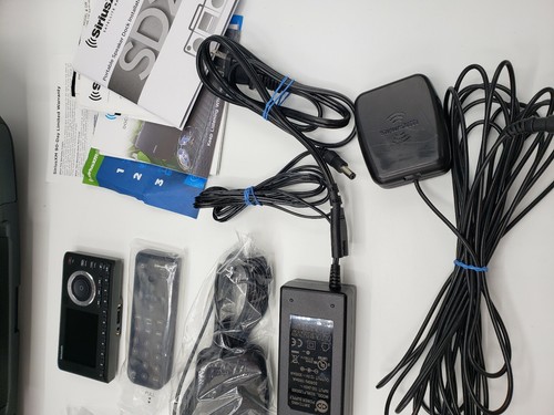 Sirius XM Portable Speaker Dock SD2 and Onyx Plus Satellite Radio Extras SXPL1