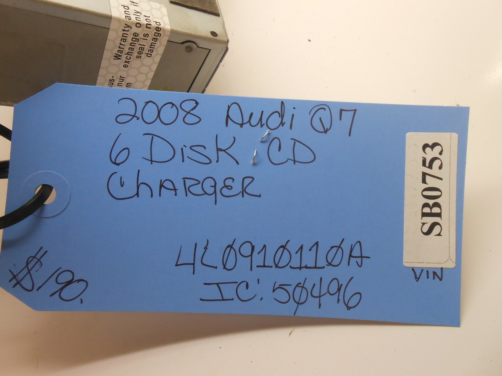 2008 AUDI Q7 6 DISK CD-CHANGER 4L0910110A IC 50496 SB0753