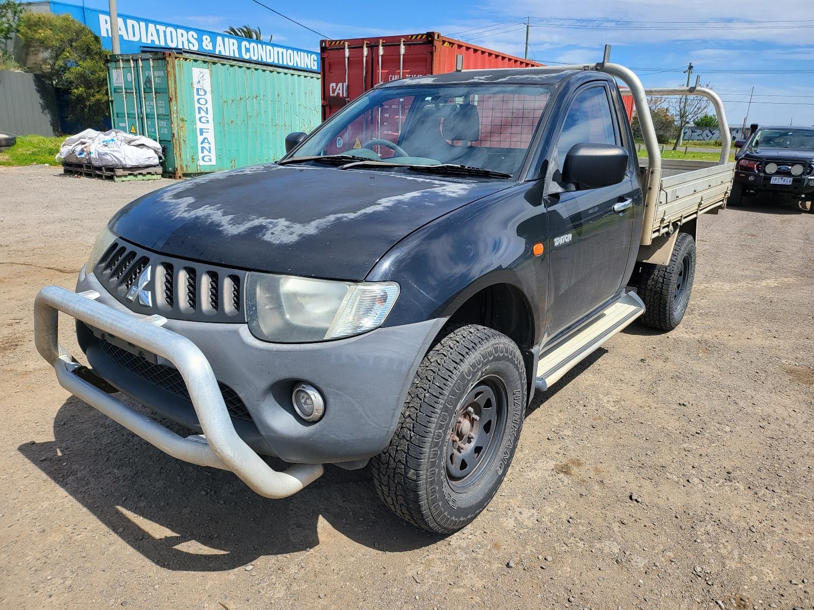 Mitsubishi Triton Ignition Barrel with Key ML 07/2006-08/2009 - thumbnail 4