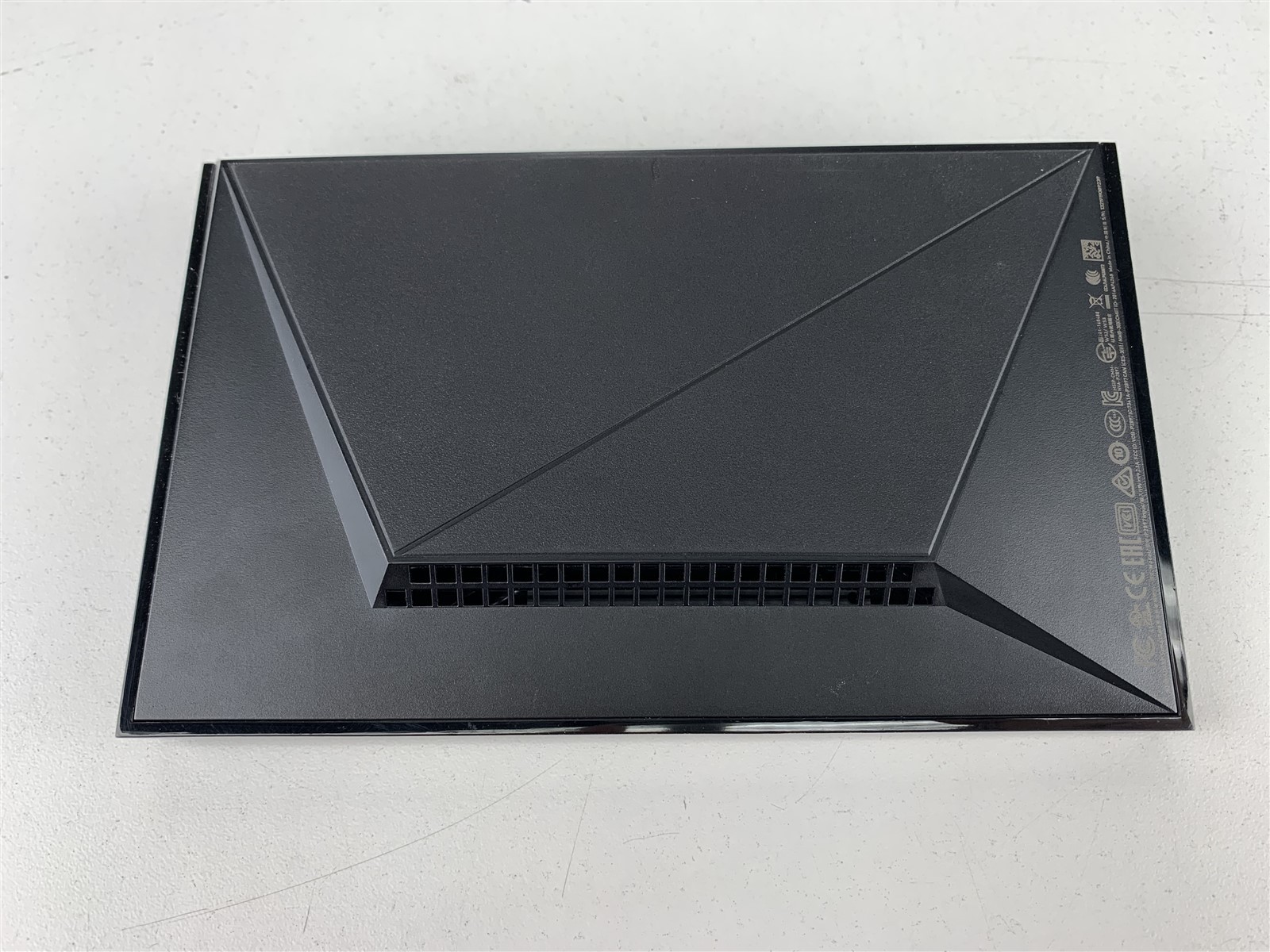 その他 NVIDIA - NVIDIA SHIELD TV Nvidia Shield TV 2017 P2897 16GB 4k Media Streamer ONLY