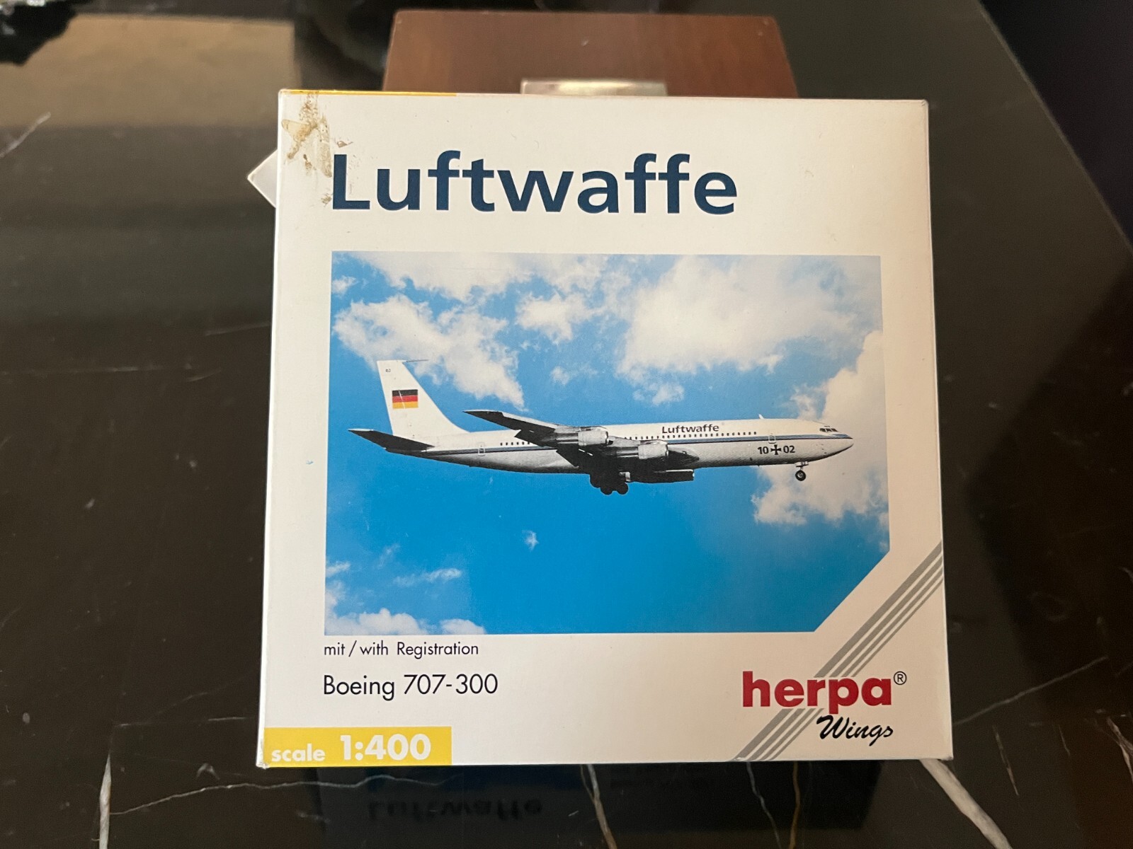航空機・ヘリコプター Boeing 707-300F German Cargo 1/400 herpa Herpa 1/400 Boeing 707-300F German Cargo Diecast Model