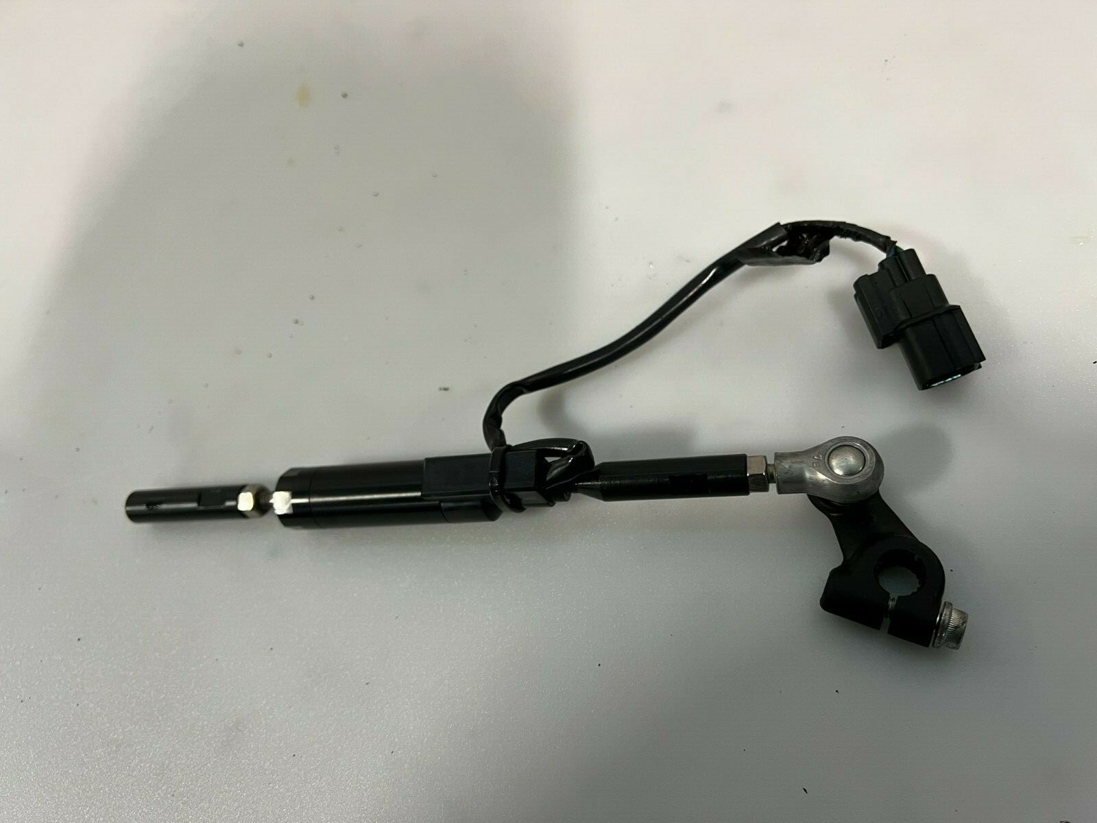 17-24 Suzuki GSXR 1000 GSXR1000 QUICK SHIFTER SENSOR SHIFT