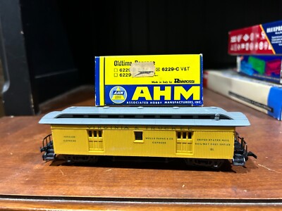 HO Scale AHM/Rivarossi Virginia & Truckee old time baggage car
