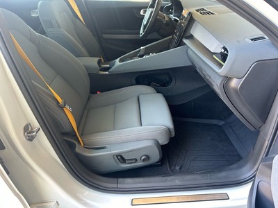 image 12 of interior