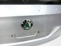 Skoda Superb 3T 08-13 Kombi Heckklappe Kofferraumdeckel LA7W Skoda Superb 3T 08-13 21.01.2011 gebraucht Vorschau 6