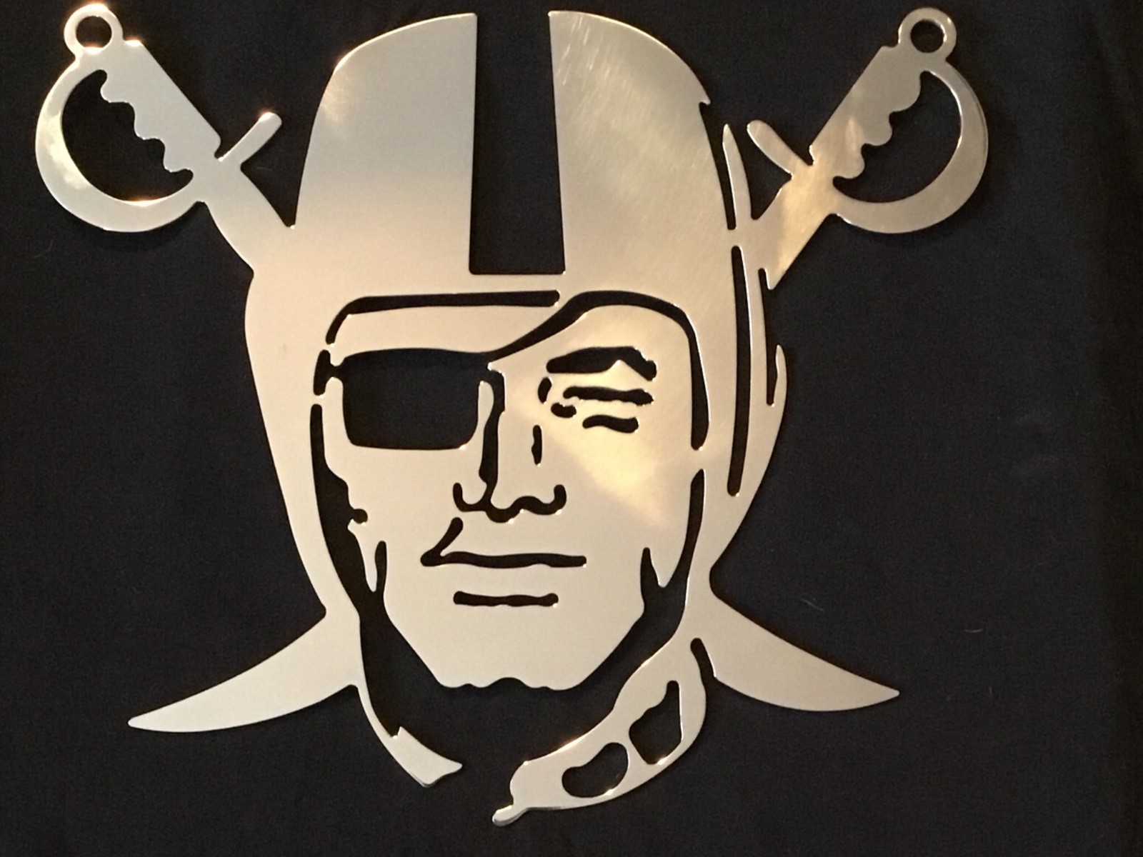 Amazon.com : NFL Las Vegas Raiders Laser Cut Metal Sign