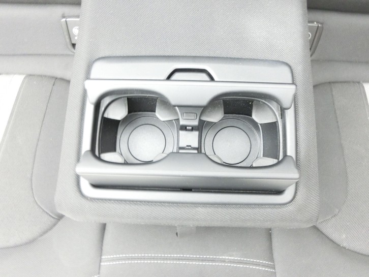 BMW F45 218d 14-18 Sitz Rücksitzbank Hinten BMW F45 218d 14-18 21.09.2017 gebraucht Vorschau 6