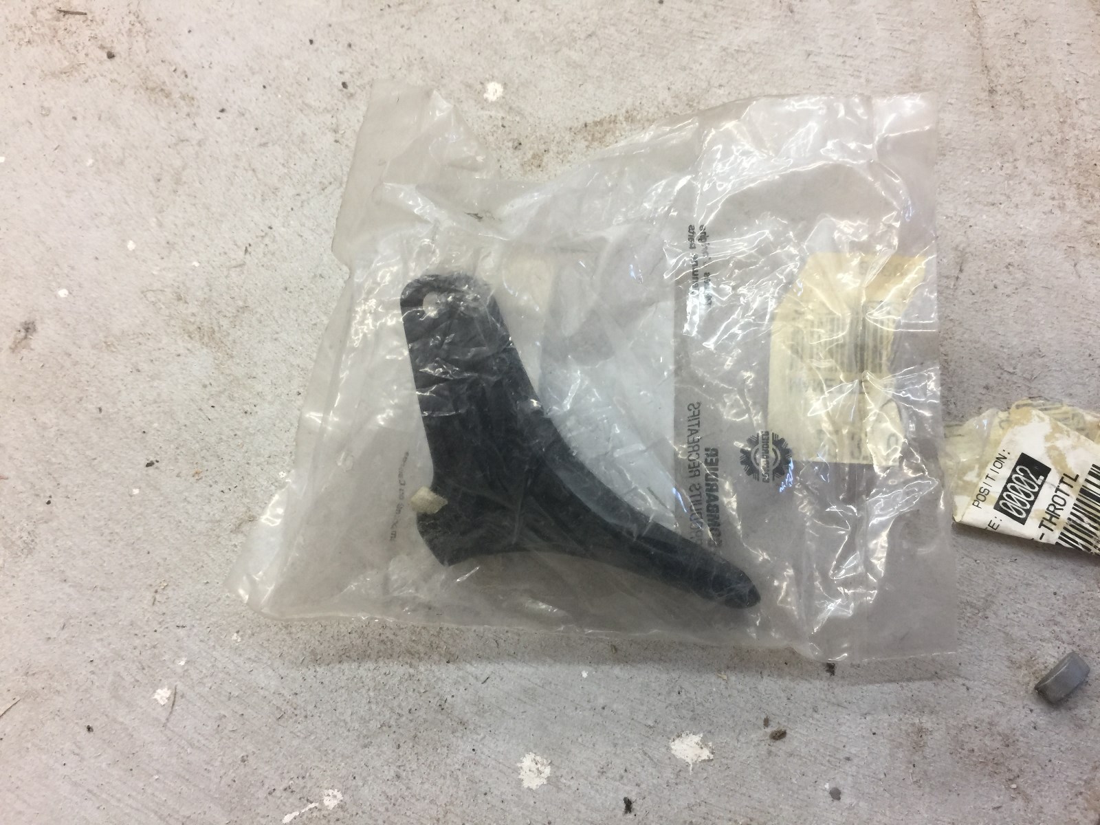 GENUINE TOYOTA 98-07 LAND CRUISER FRONT INNER & OUTER AXLE