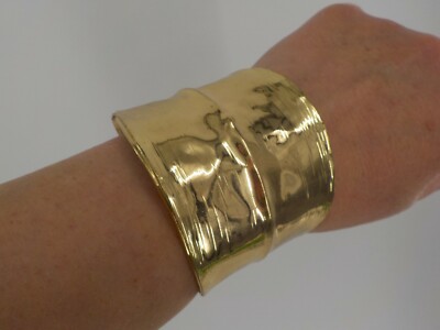 TEXTURED METAL CUFF BRACELET GOLD COLOR FASHION JEWELRY ADJUSTABLE BOLDSTATEMENT
