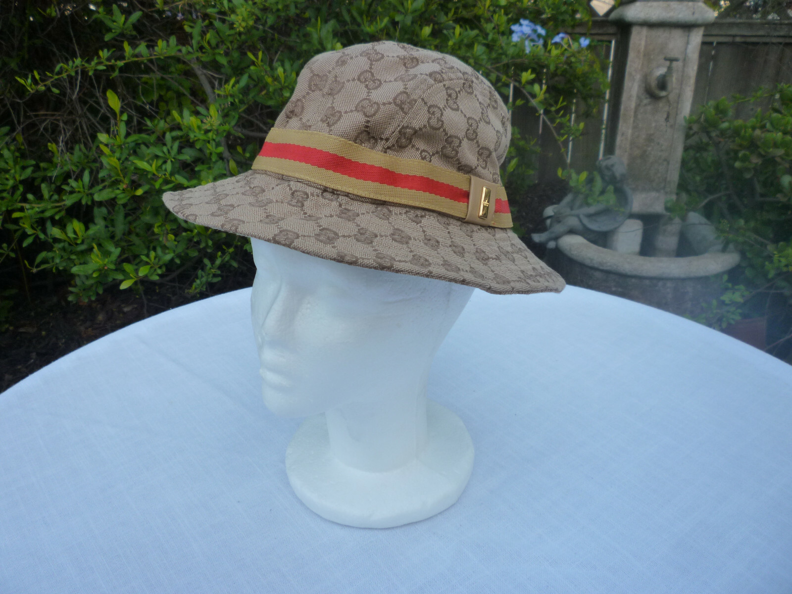 bucket hat gucci vintage