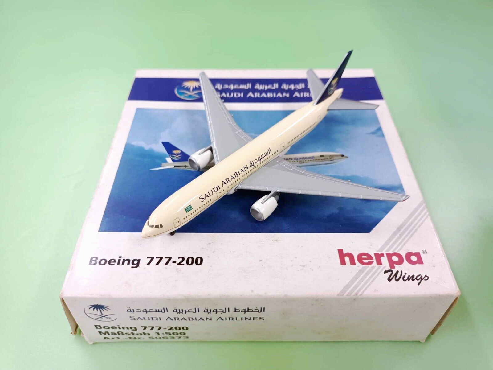 ヘルパ Herpa オーストリア航空 B777-200 1/500 Amazon.co.jp: Herpa飛行機モデルオーストリア航空ボーイング777