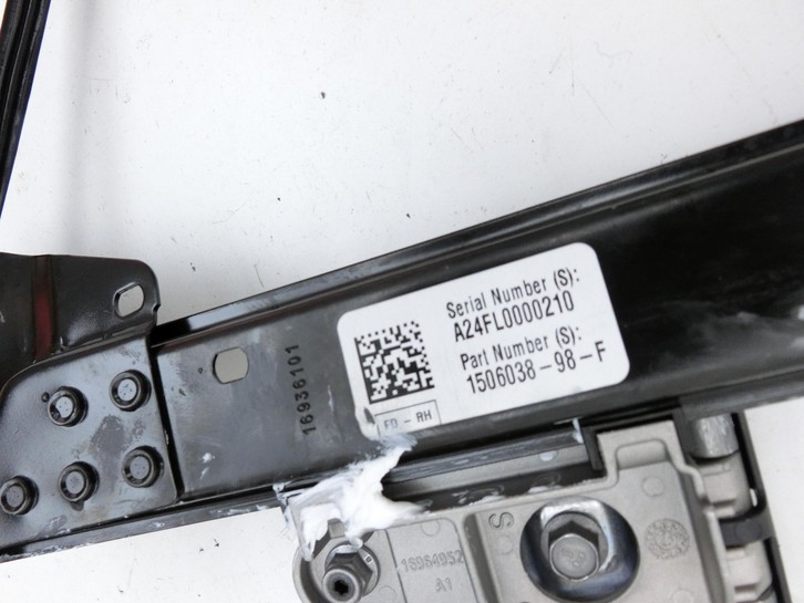 Tesla Model S Palladium 21-25 Fensterhebermotor Rechts Vorne Tesla Model S Palladium 21-25 30.07.2024 1506038-98-F... Vorschau 4