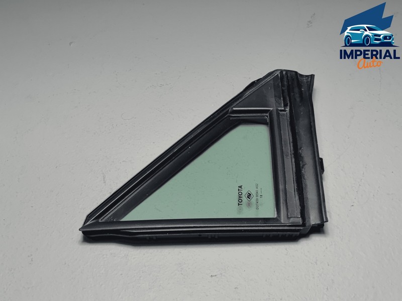 Used 2019-2025 Toyota RAV4 Front Right Passenger Door Window Corner Fixed Glass OEM