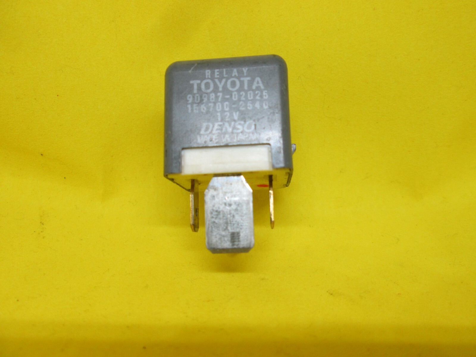 Реле toyota 056700-461. Главное реле тойота. Реле 90987-02086. Реле впрыска 4s-fe. Главный реле системы впрвска тойоты 50 американкы.