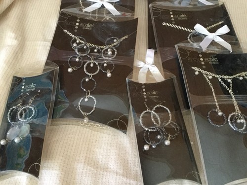 Lot Of 9 Grey Scale (7 Necklaces 2 Pairs Of Earrings)