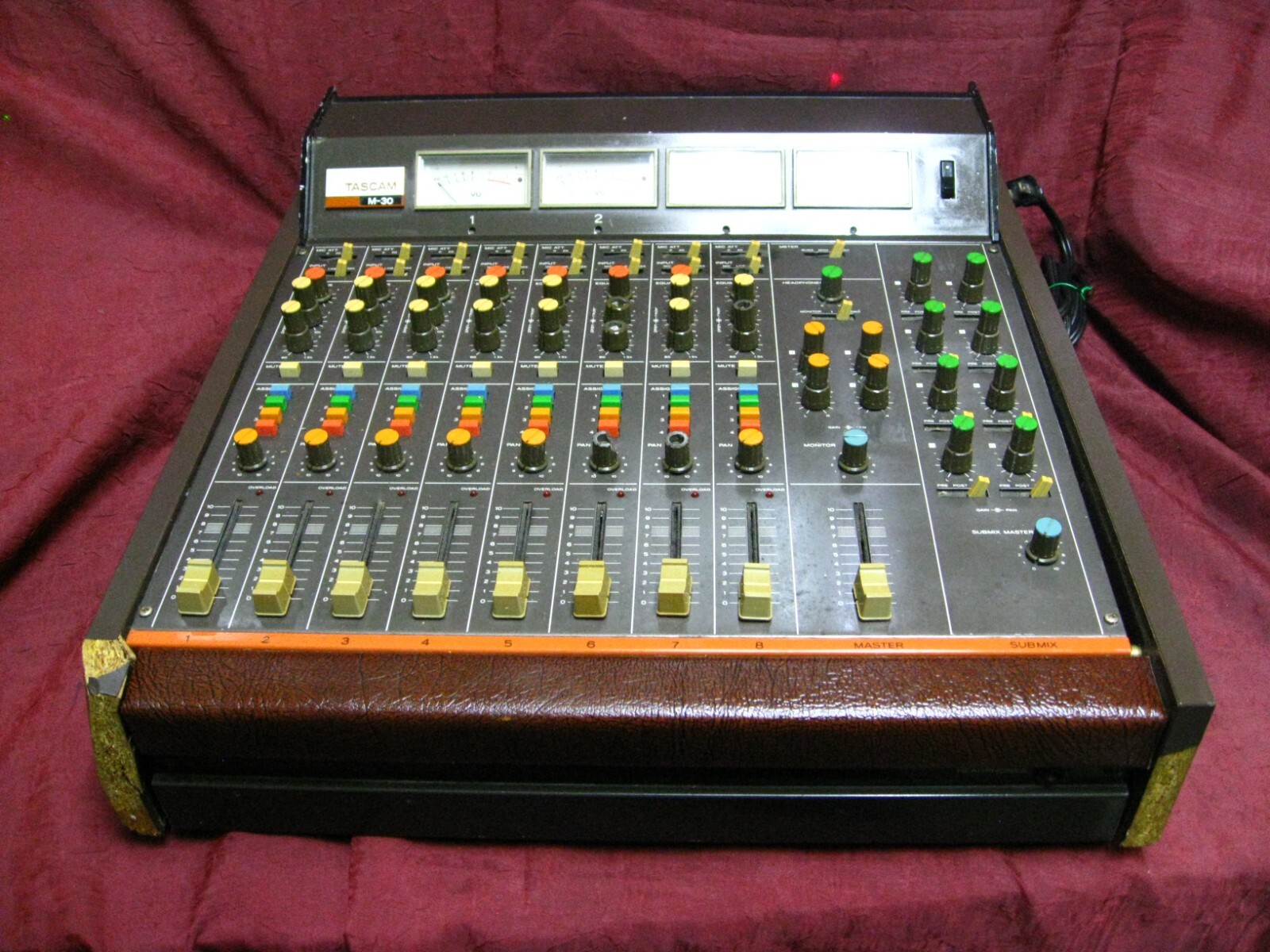 Vintage TASCAM M-30 ANALOG 8 CHANNEL MIXER - TESTED WORKING Vintage TASCAM M-30 ANALOG 8 CHANNEL MIXER - TESTED WORKING