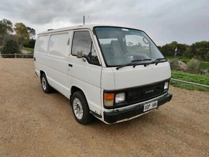 Toyota hiace 1988