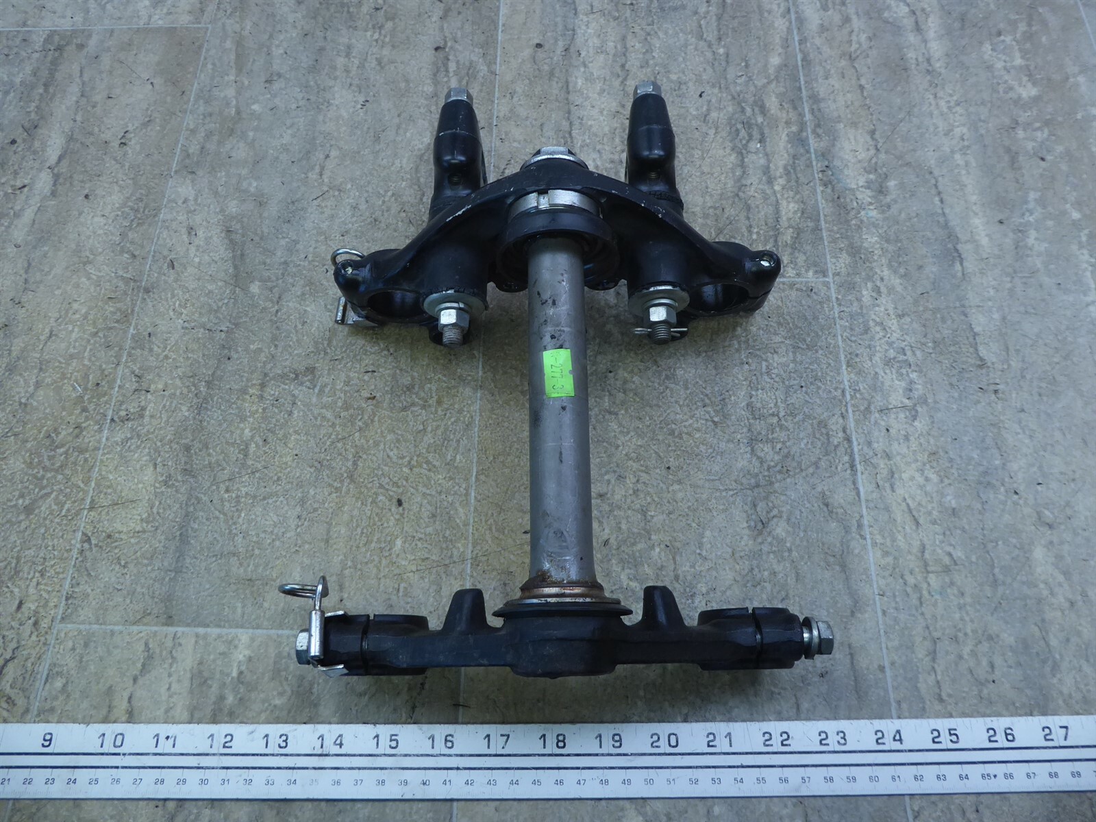 チャキ③ 1977 Kawasaki KZ200A KZ 200 K277-3) triple tree steering