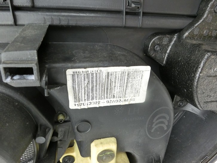 Jeep Compass MK49 10-14 Türverkleidung Türpappe Links Hinten Jeep Compass MK49 10-14 31.01.2014 1RG11DVAD... Vorschau 6
