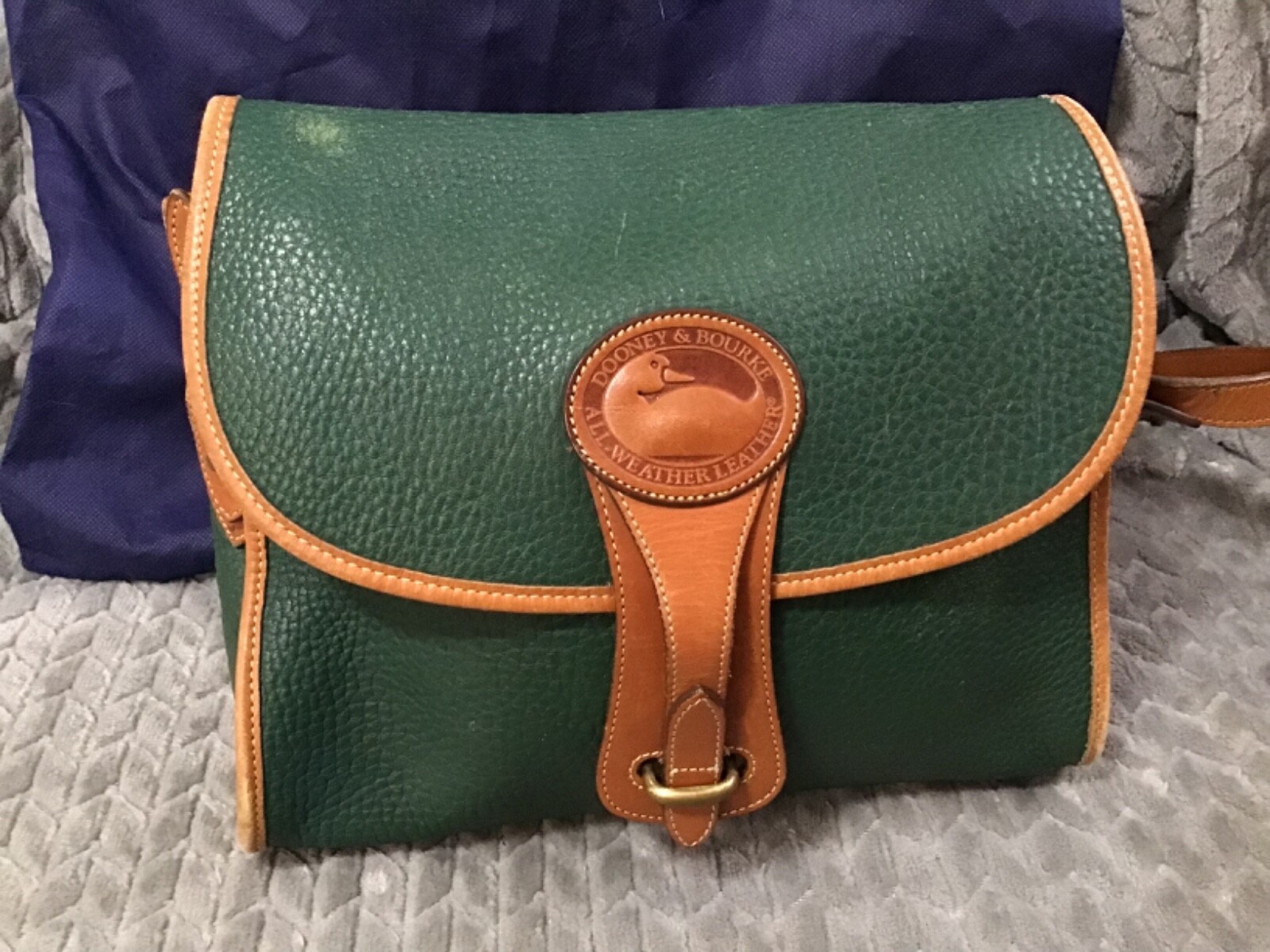 Dooney & Bourke ボストンバッグ オリーブグリーン Shop So Many Greens - Luxury Bags & Goods | Dooney & Bourke