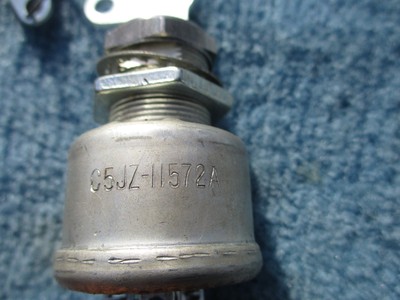 Industrial Stationary Engine or Yard Equipment Ingition Switch C5JZ-11572-A NEW