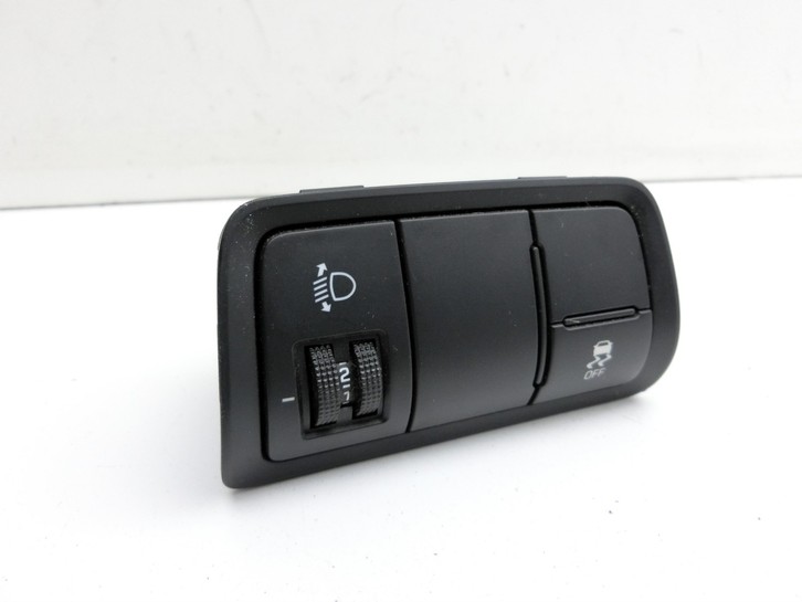Hyundai I20 GB 16-21 Schalter Leuchtweitenregulierung ESP Hyundai I20 GB 16-21 17.04.2018 93300C8050 93300-C8050... Vorschau 2