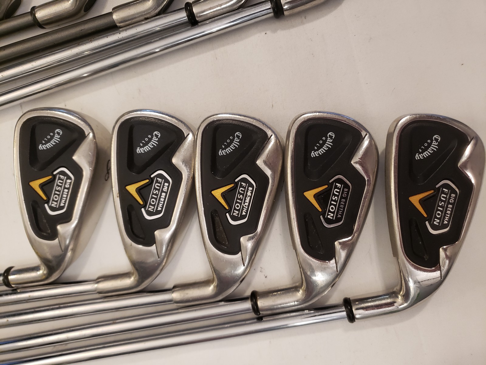 Used Callaway Big Bertha Fusion Iron Set (4-PW, AW, SW, LW) 10 Irons - UniFlex