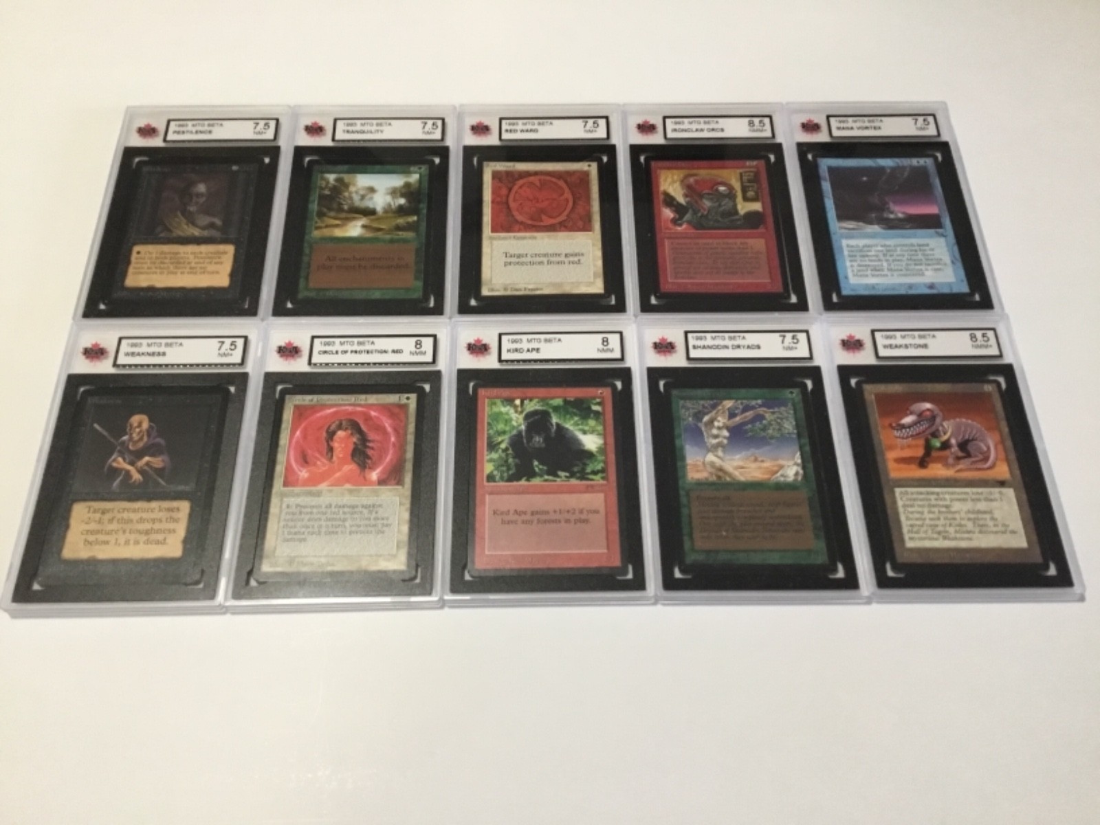 MAGIC THE GATHERING 1993 BETA 28 CARD GRADED COLLECTION