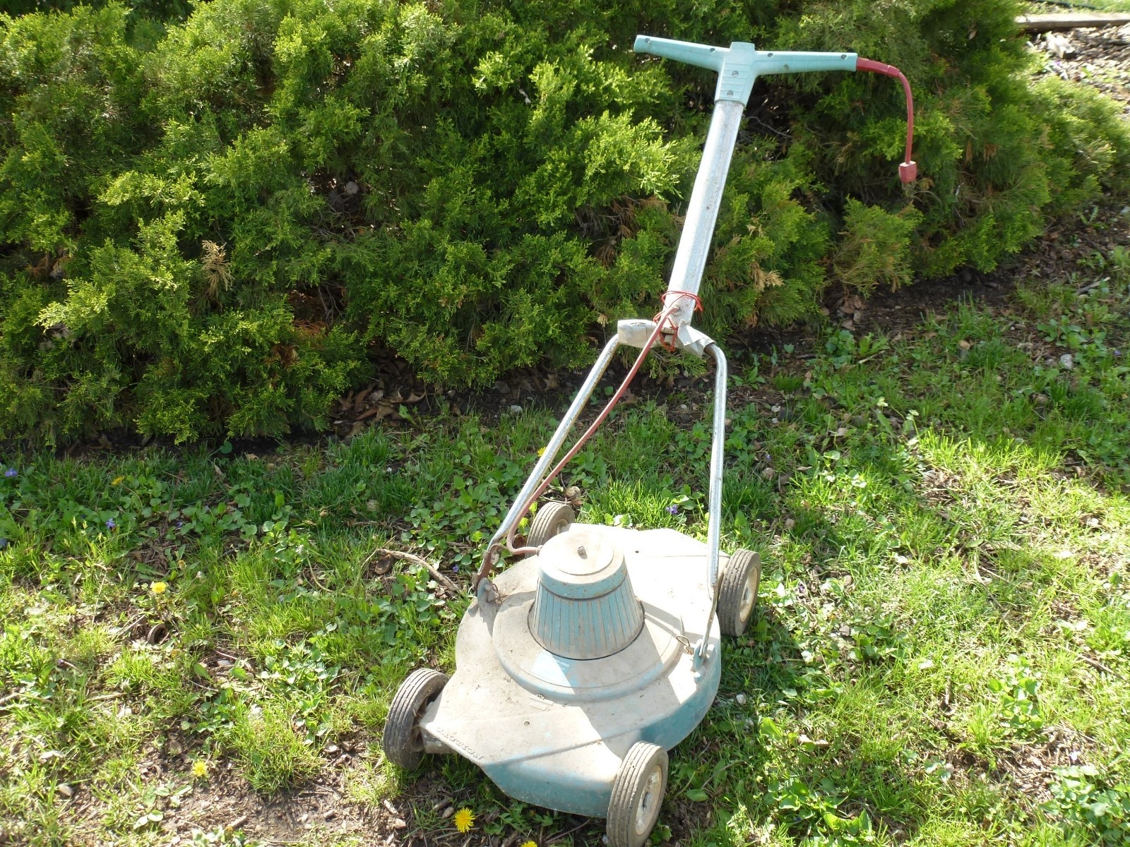 Vintage Sunbeam electric lawn mower RE-1500