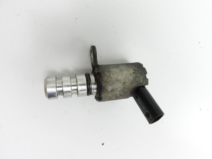 VW Passat 3G 14-19 TFSI 1,8 131KW CJSA Magnetventil Öl Nockenwellenverstellung Verstellung für Nockenwelle VW... Bild 2