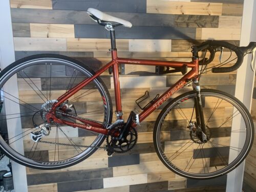 Bicycle for Sale: TREK PORTLAND 54cm Alum Frame Carbon Fork Ultegra FD  - WI Built EXC! in Edgerton, Wisconsin