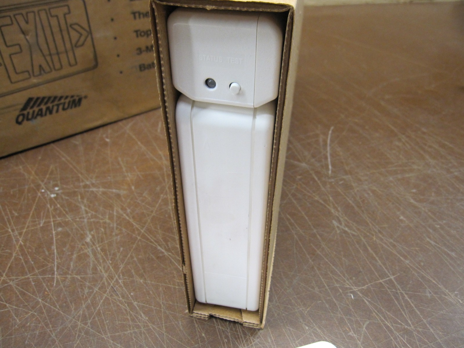 Lithonia Lighting Double Face Led Exit Sign LQM S W 3 R 120/277V EL N SD