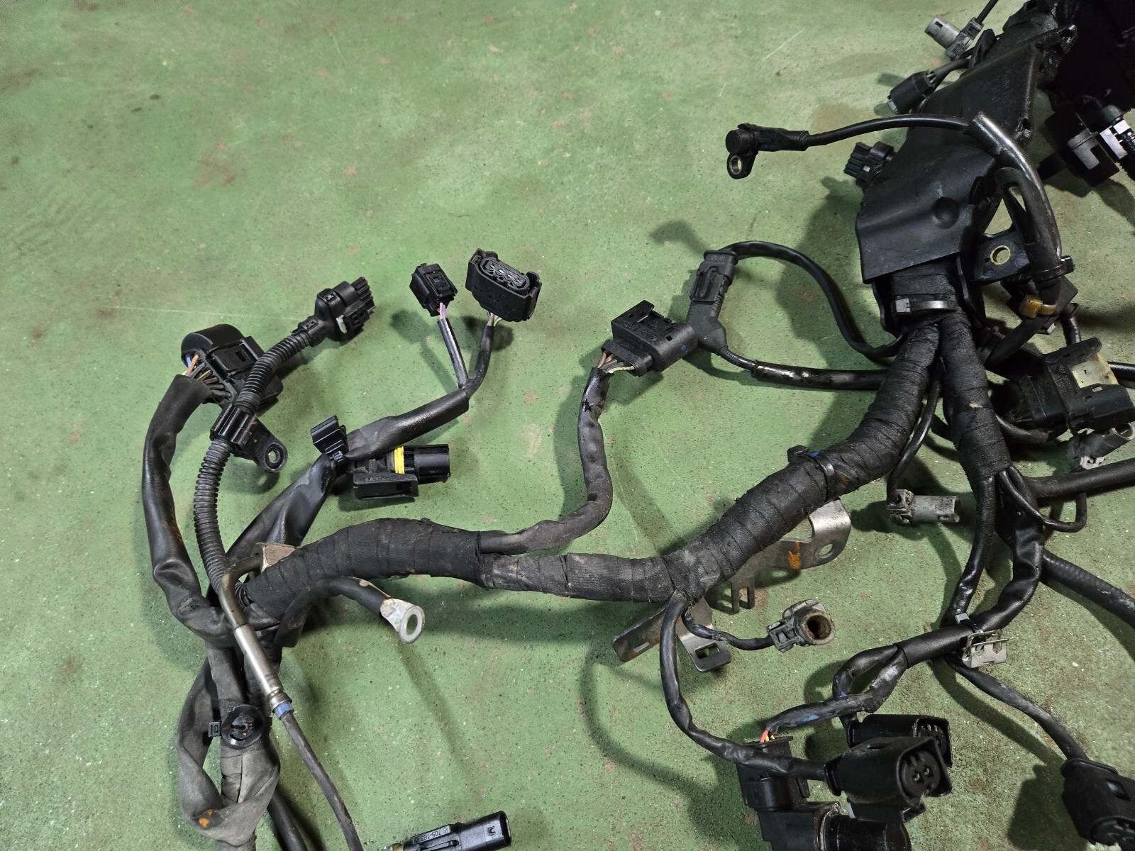 A6511509256 MERCEDES ENGINE WIRING HARNESS 1 BROKEN CONNECTOR - Picture 9 of 17