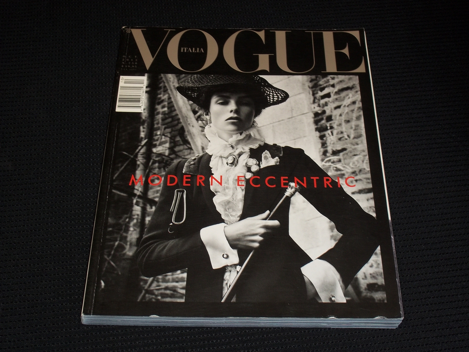 女性情報誌 Vogue Italia Magazine October 2020 2013 OCTOBER VOGUE ITALIA MAGAZINE - MODEN ECCENTRIC FASHION