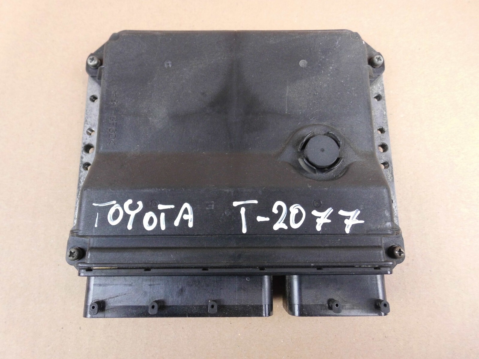 Toyota Auris I E150 2008 1.4 D4D engine module control unit
