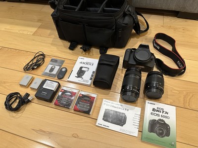Canon EOS Rebel T3i 600D EF-S 18-55mm Lens & 55-250mm Lens Bundle w Accessories