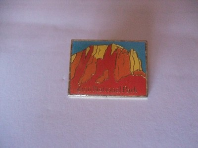 PINS  ZION NATIONAL PARK   USA