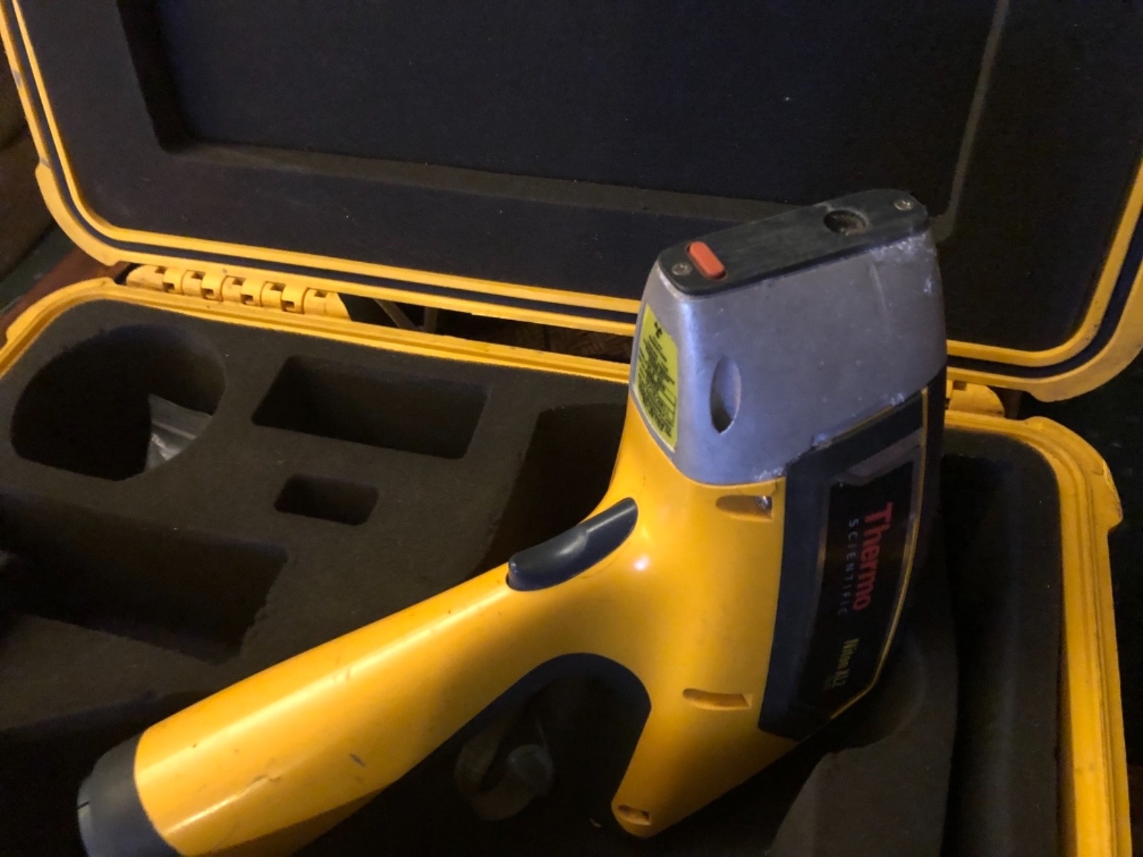 Thermo Scientific niton xl2 xrf analyzer