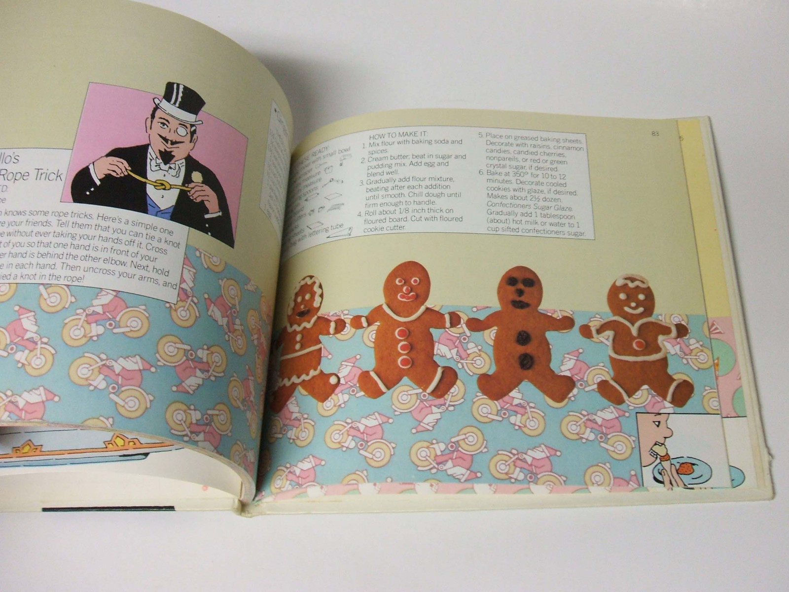 Jell-O Amazing Magical Desserts - Vintage Collectable - Printed in the USA